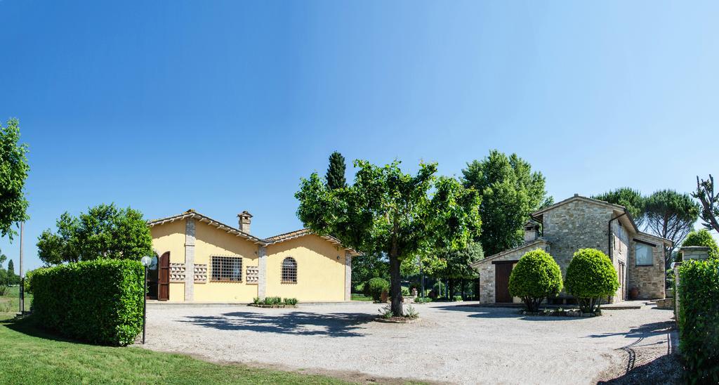 Le Case Dell'Olmo Assisi Exteriör bild